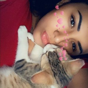 Meet your Posher, Mariela